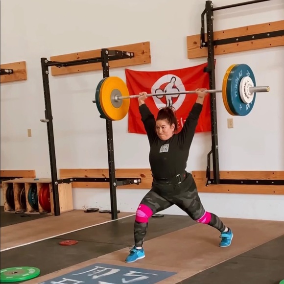 Meet your Posher, Mandi - Picture 2 of 4